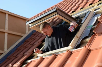 Pose de fenêtres de toit Velux à Dargoire